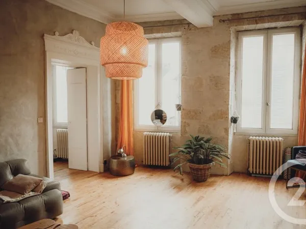 Appartement 6 pièces 89 m²