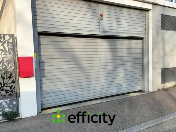 Parking 13 m²