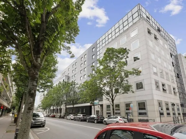 Bureaux 386 m²