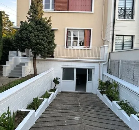 Loue chambre en colocation