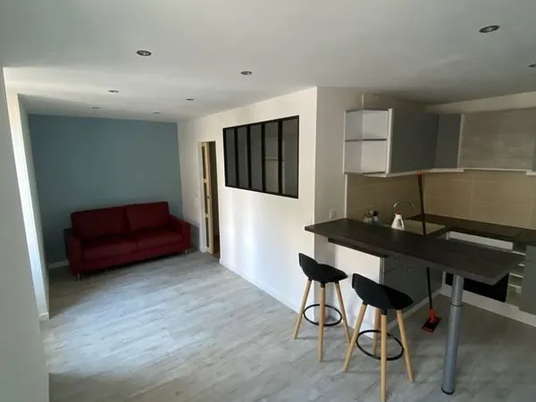 Loue appartement F2 meublé
