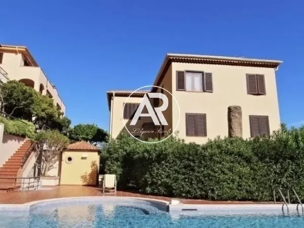 Roquebrune-Cap-Martin: 2 pièces vue mer panoramique