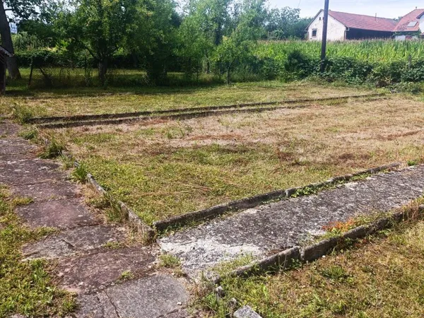 Terrain en individuel 370 m²