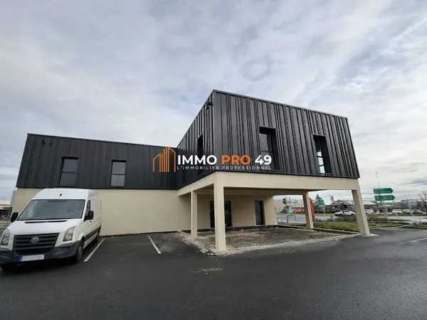 Local 112 m²