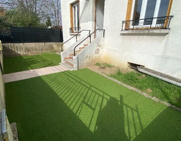 À VENDRE MAISON IDÉALE POUR INVESTISSEUR