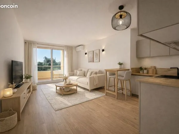 Appartement 2 pièces 37 m² Rénové à neuf proche mer Boulouris