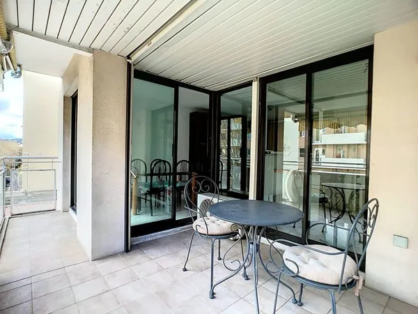 Deux pièces centre ville de Juan Les PIns