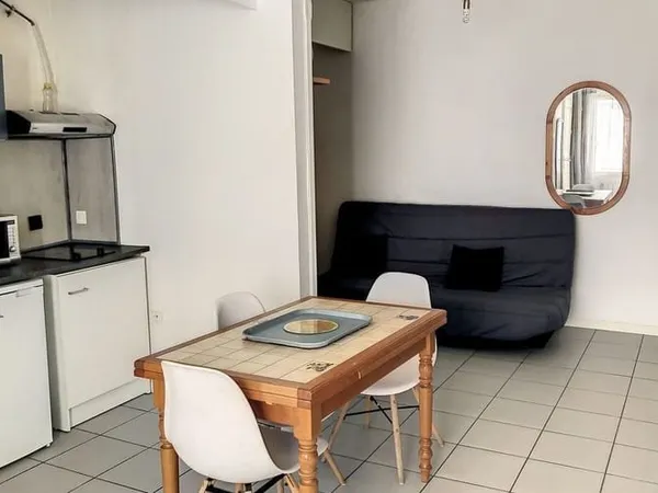 Studio 1 pièce 25 m²