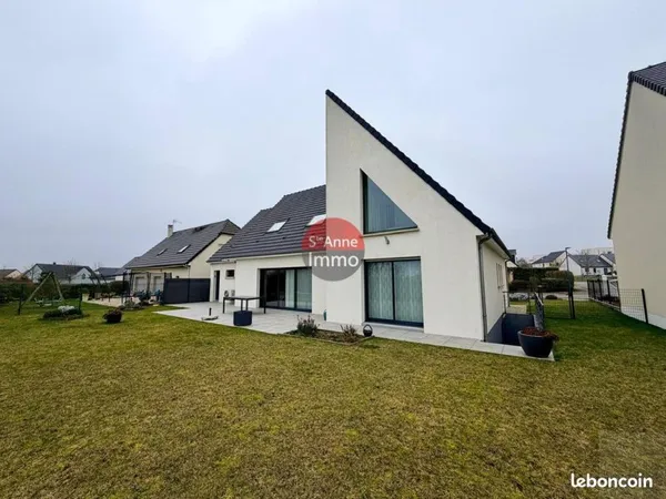 Pavillon 10 pièces 200 m²
