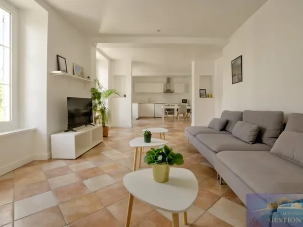 COLOCATION - Appartement T5 refait à neuf - 120m2