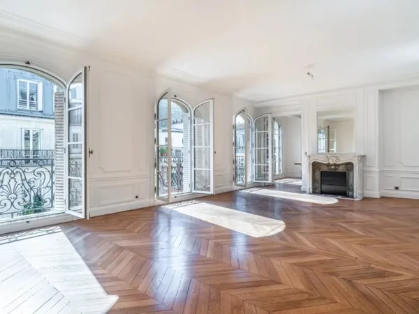 Jardin du Luxembourg - Appartement de 185 m² avec Garage.