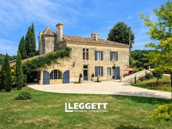 Maison 9 pièce(s), LAUZUN