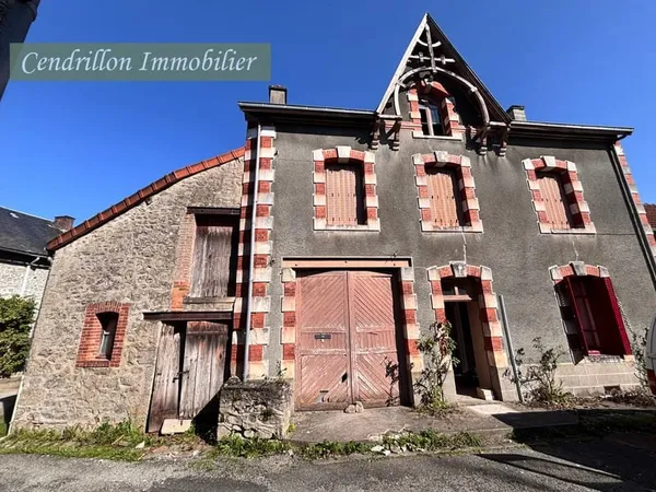 Maison mitoyenne d'un côté, 3 chambres sur 337m2 de terrain