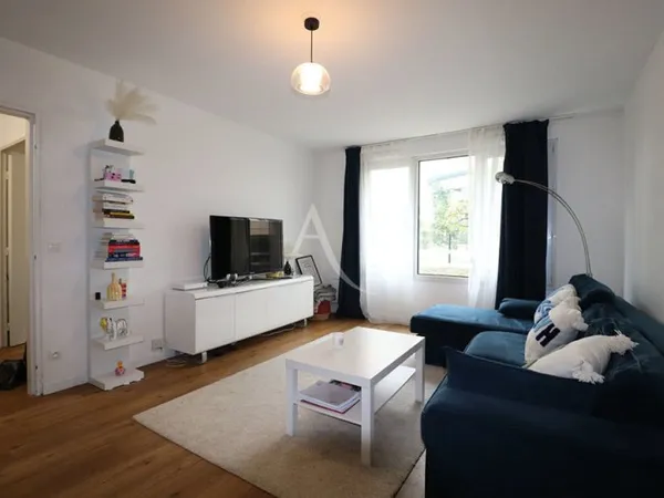 Appartement Sèvres Parc de Saint Cloud 2 pièces 52 m2 pont de sevres parfait état