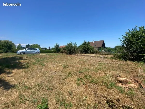 Terrain dans impasse 8 ares