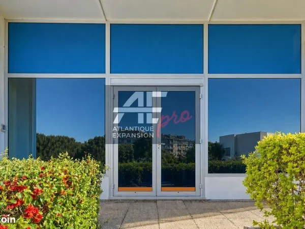 Local commercial 77 m² SAINT NAZAIRE