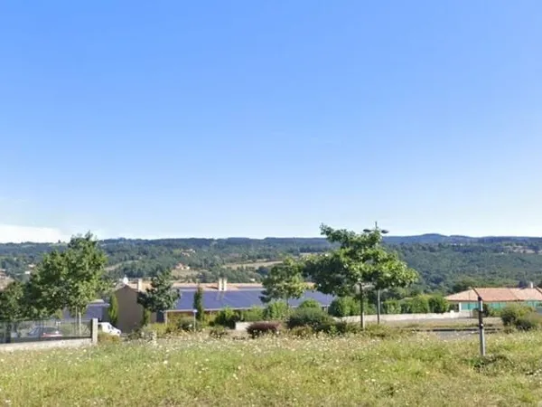 Terrain 1496 m²