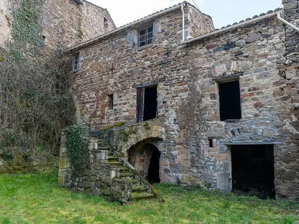 Ensemble immobilier Saint Floret