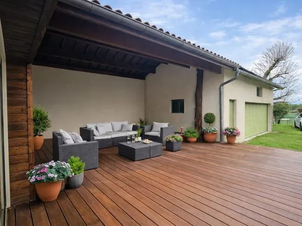 Maison au charme atypique 280m2 - Piscine intérieure