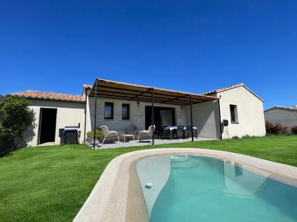 Villa moderne avec piscine à Gaujac, 3 chambres