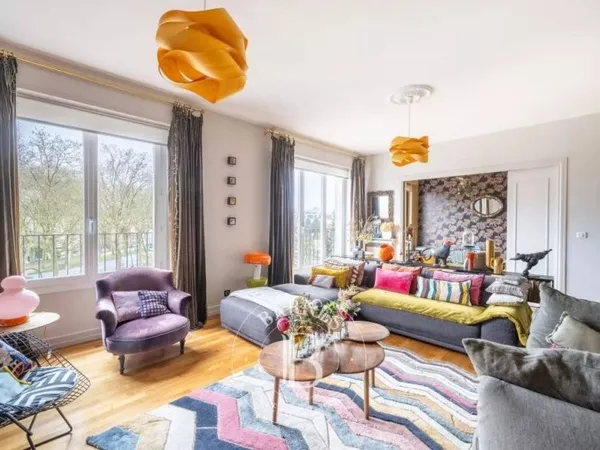 Appartement 7 pièces 151 m²