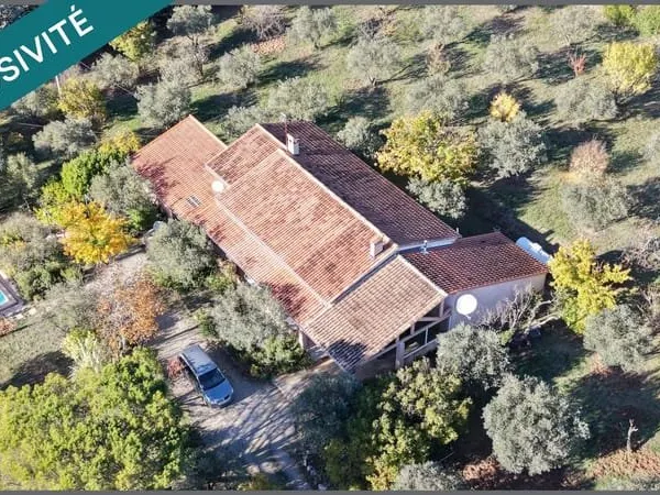 Maison 7 pièces 144 m²