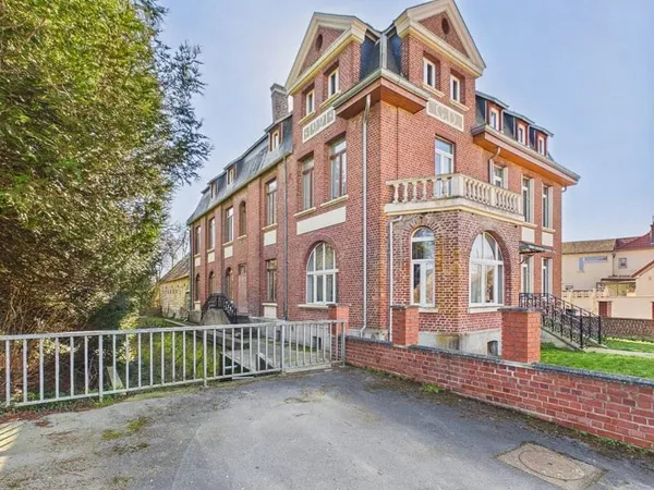 Maison 19 pièces 423 m²