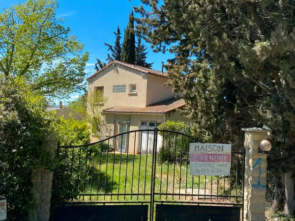 Maison avec jardin