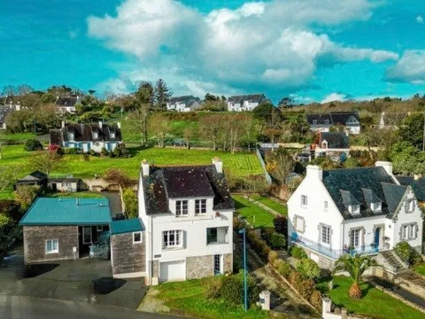 Maison avec vue mer sur ROSCANVEL (29)