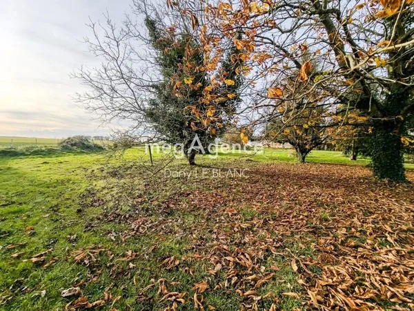 Terrain à bâtir 702 m² - Cadre paisible
