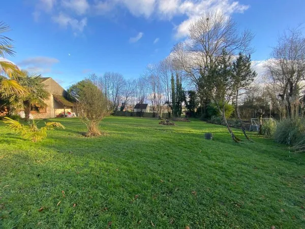 Terrain 1250 m²