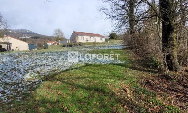 Terrain 1053 m²