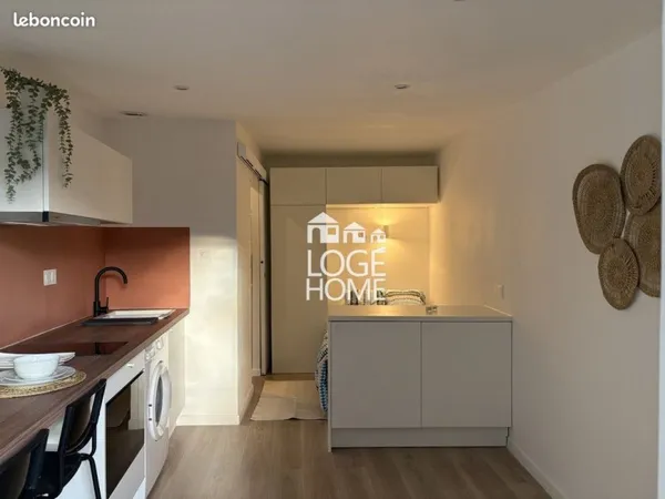 Studio 2 pièces 16 m²