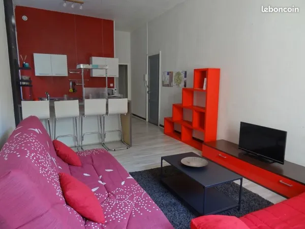 T2 48 m² - Quartier du Palais - Idéal Étudiant Sérieux