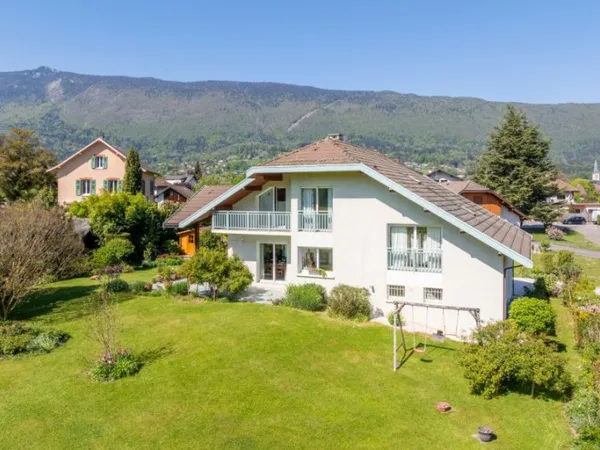 Villa d'architecte 7 pièces 171 m²