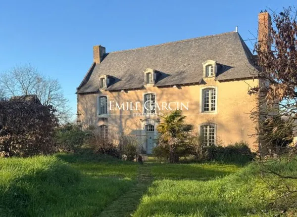 A vendre - Manoir - Pays de la Loire, au sud de la Mayenne