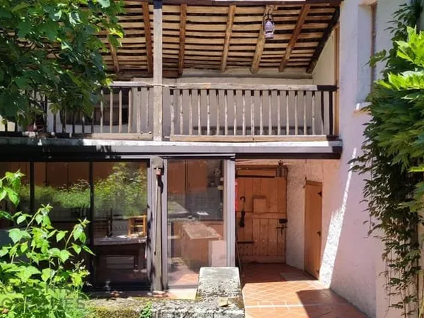 Maison à rénover avec jardin