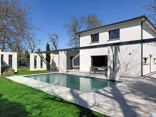 Saint Aubin de Médoc - Villa contemporaine au calme avec pis