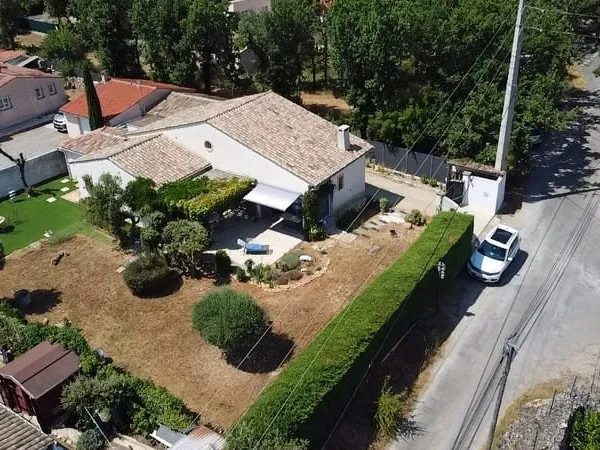 Villa 129.6 m2 sue la commune de Régusse