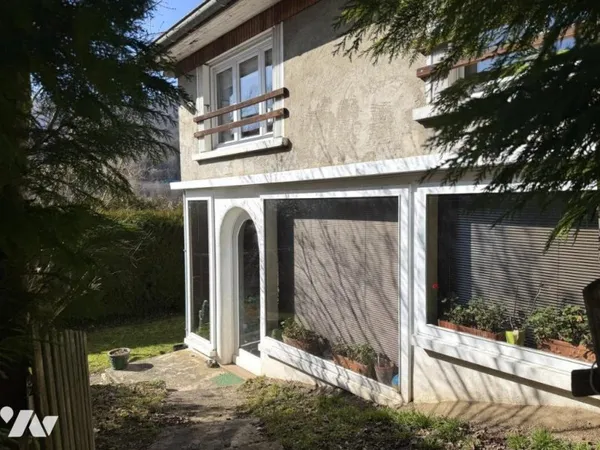 Maison 6 pièces 217 m²