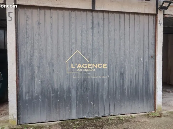 Parking/box 15 m² Lille