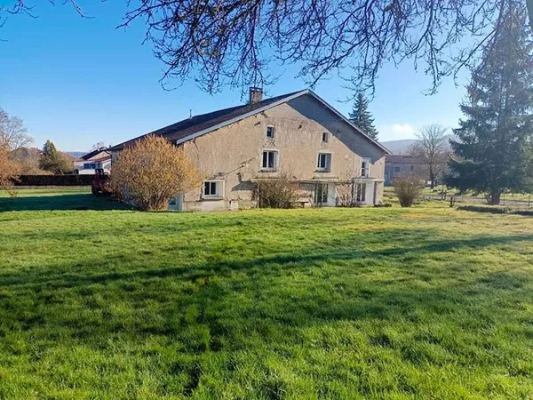 Maison 10 pièces 240 m²