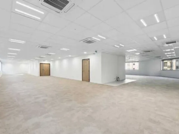 Bureau 401 m²