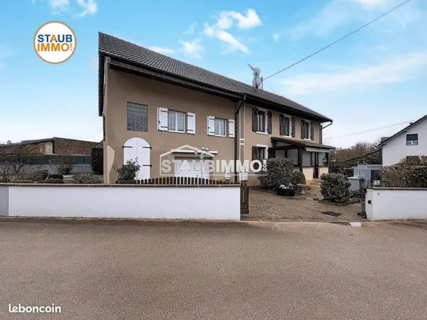 Maison 5 pièces 140 m²