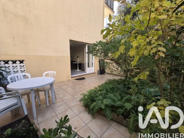 Studio 1 pièce 27 m²