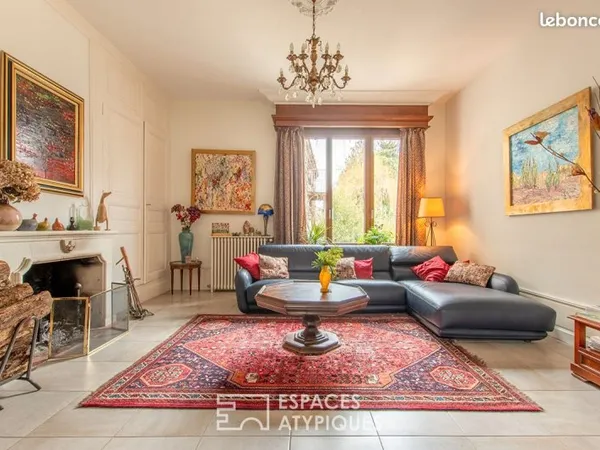 Propriété 11 pièces 427 m²