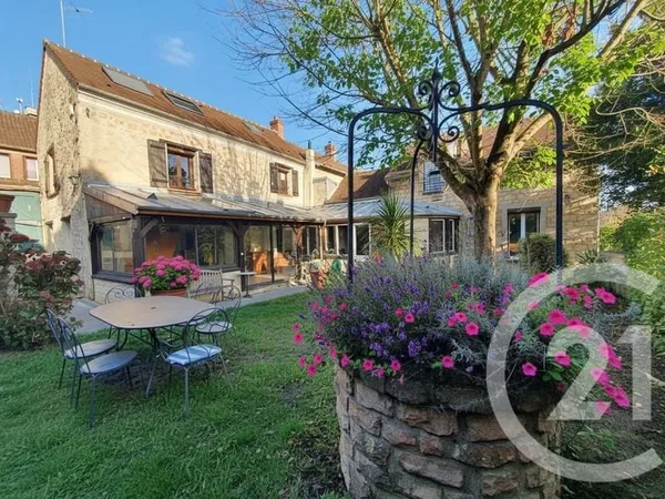 Maison 8 pièces 190 m²