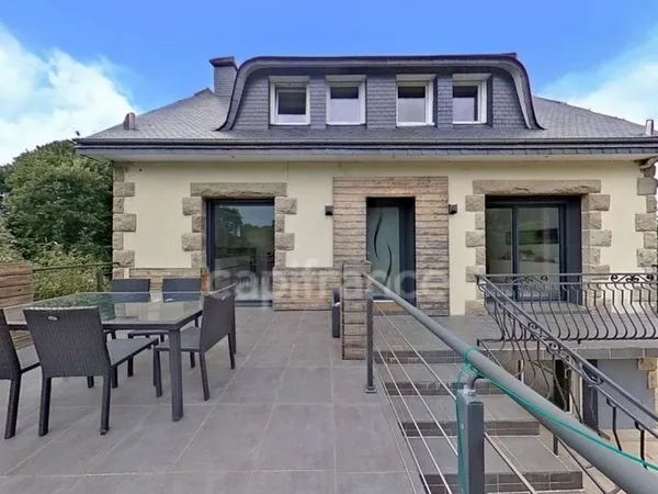 Dpt Côtes-d'Armor (22) - À vendre Saint-Agathon - Maison T6 rénovée 4 chambres 156,87 m² dont studio
