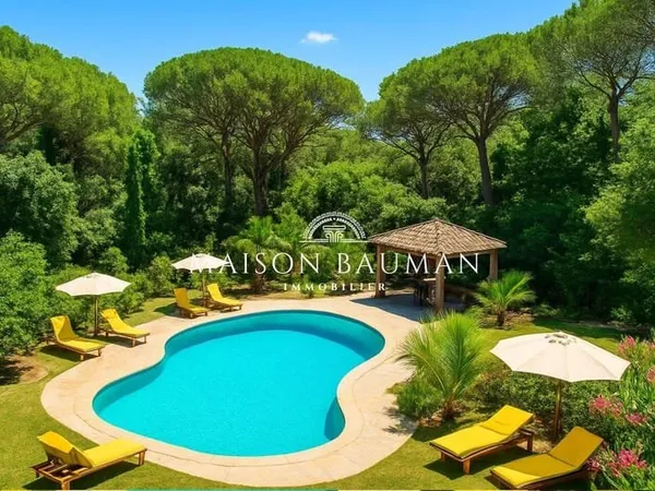 Villa 8 pièces 165 m²
