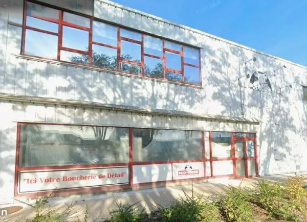 LOCAL COMMERCIAL 173 m² SAINT-THIBAULT-DES-VIGNES